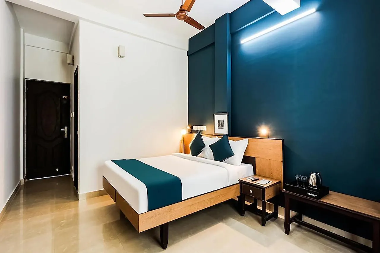 Accadia Residency Hotel Kochi 3*,